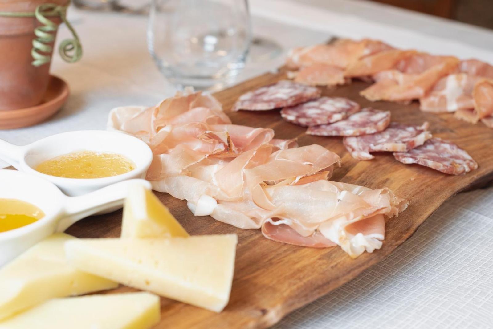 Ristorante E B&B In Sella Pozzis Zewnętrze zdjęcie